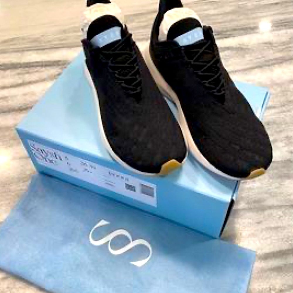 👟 Saysh One Black  Sneaker Athletic Shoes Allyson Felix Lightweight RARE.